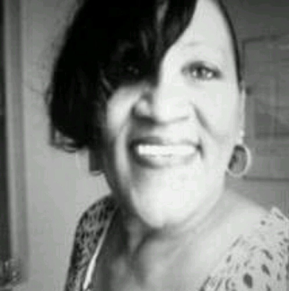 Meet your Posher, Juanita